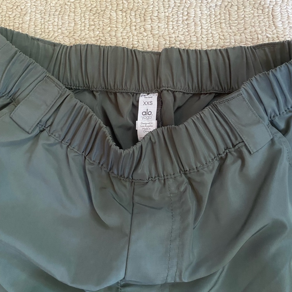 ALO Cargo Jogger Pants - Picture 7 of 12